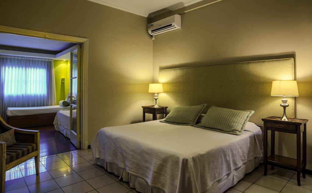 Bed And Breakfast Plaza Italia Mendoza Kamer foto
